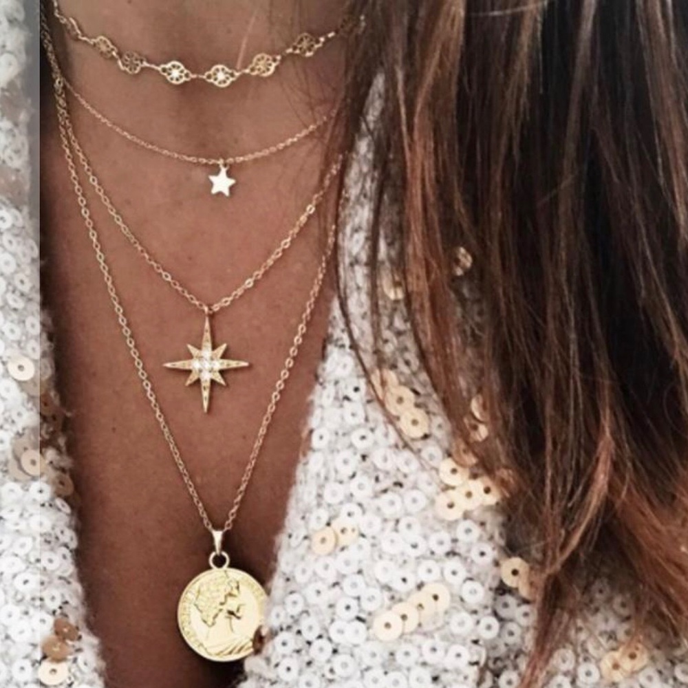 💕Gold star coin pendant layered choker necklace💕